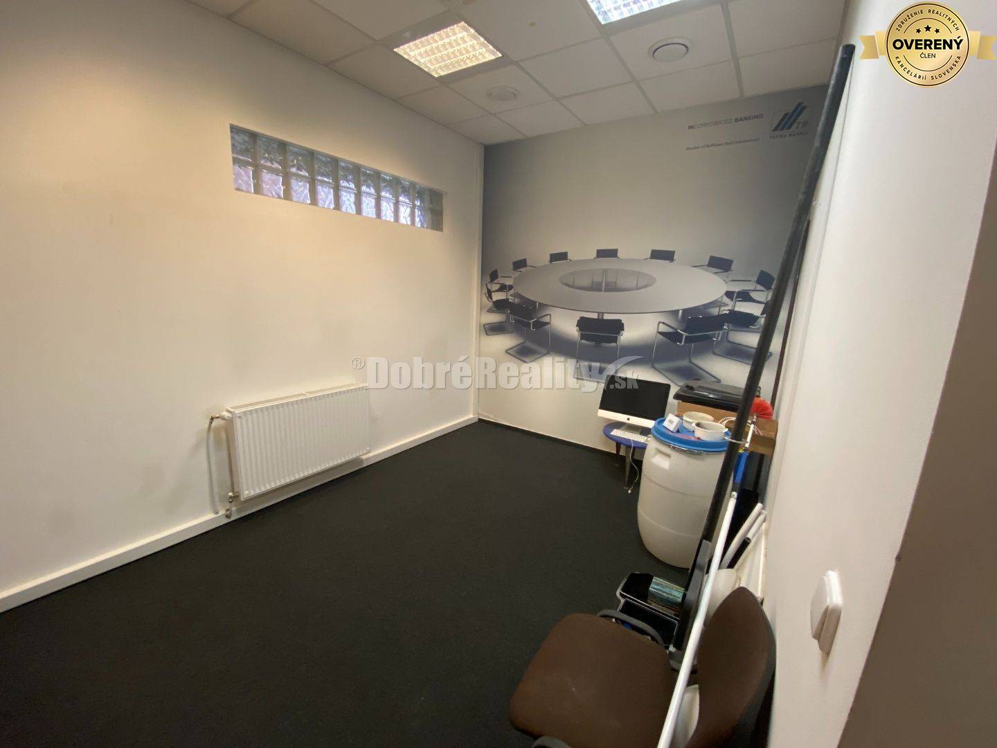 Na prenájom exkluzívne priestory na obchodné alebo kancelárske účely v