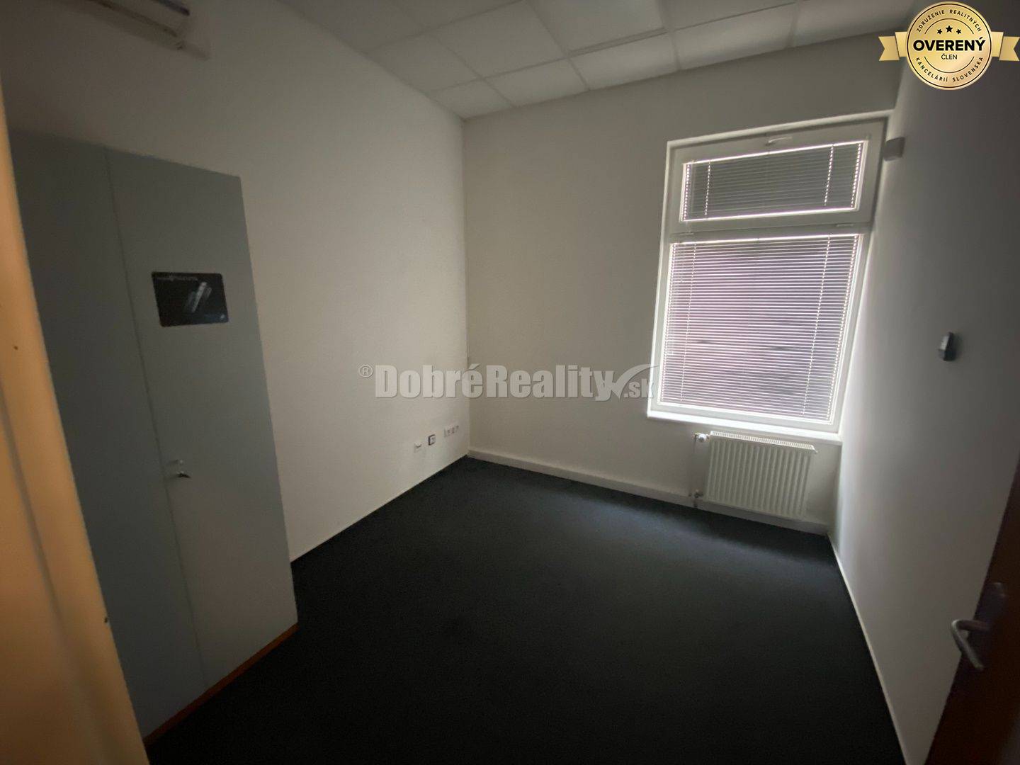 Na prenájom exkluzívne priestory na obchodné alebo kancelárske účely v