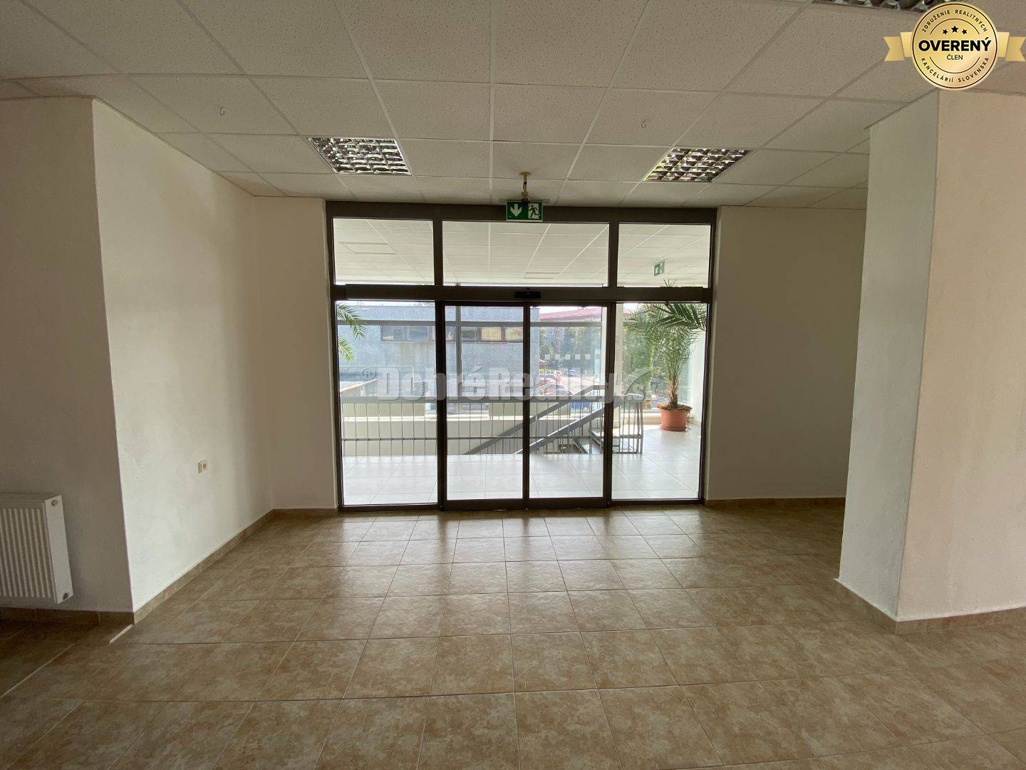 Na prenájom pekný obchodný priestor o rozlohe 250m2 v Rimavskej Sobot