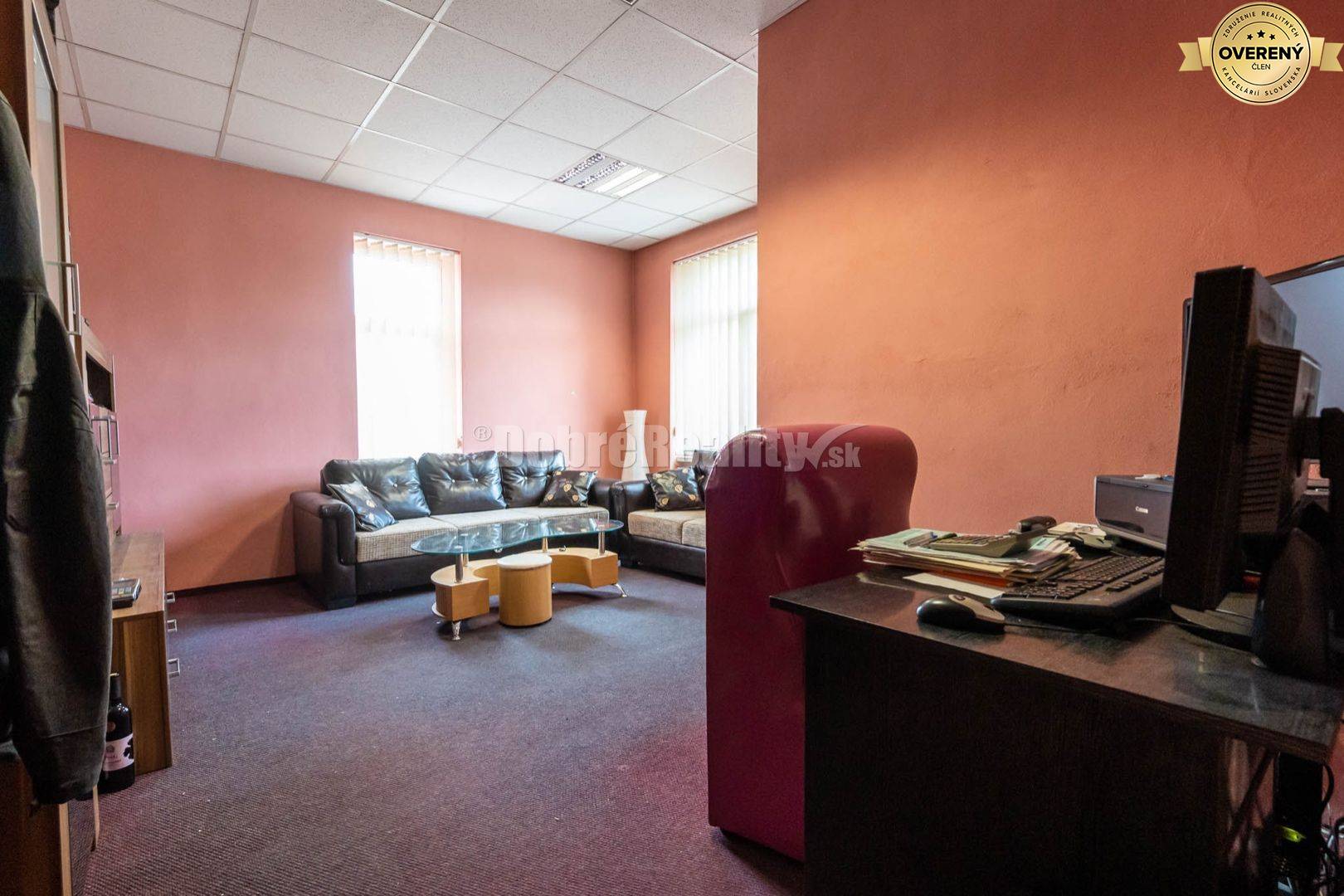 PREDAJ: Polyfunkčný objekt Sokolovňa, 1395 m2, Brezno