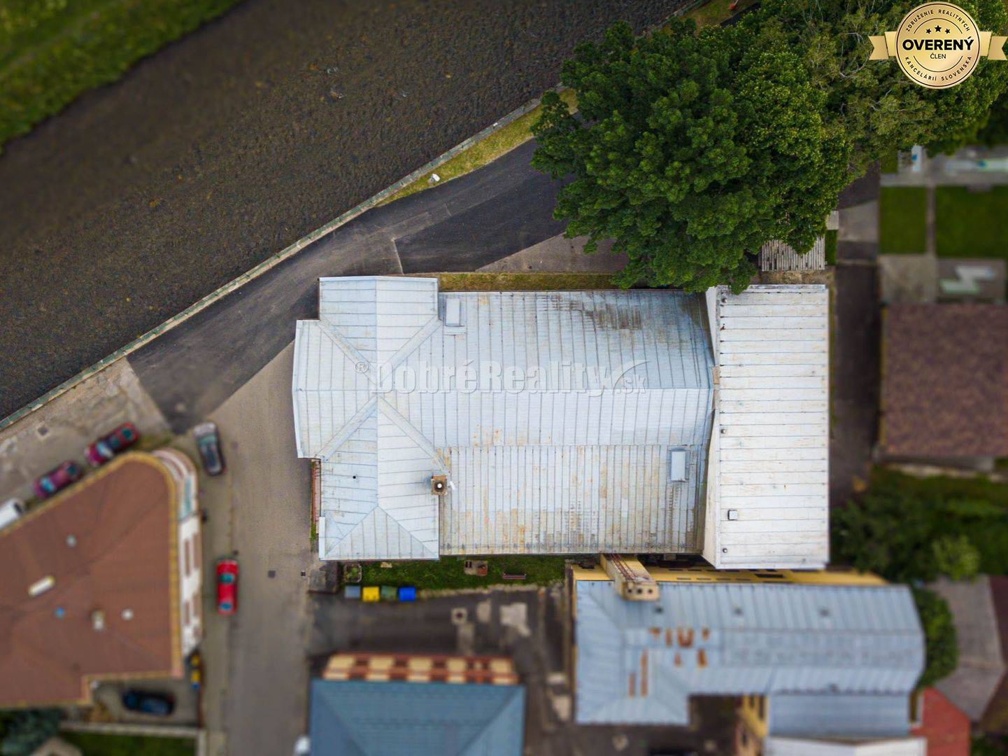 PREDAJ: Polyfunkčný objekt Sokolovňa, 1395 m2, Brezno
