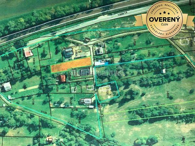 PREDAJ: pozemok pre rodinný dom - 937 m2 Považská Bystrica časť Miloch