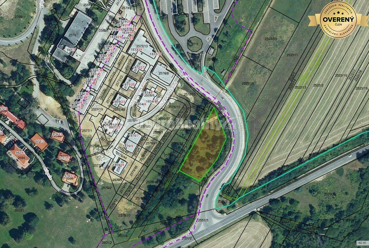 Na prenájom - Podnikateľsky atraktívny pozemok v Bojniciach so širokým