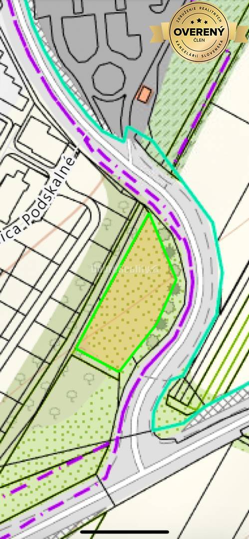 Na prenájom - Podnikateľsky atraktívny pozemok v Bojniciach so širokým