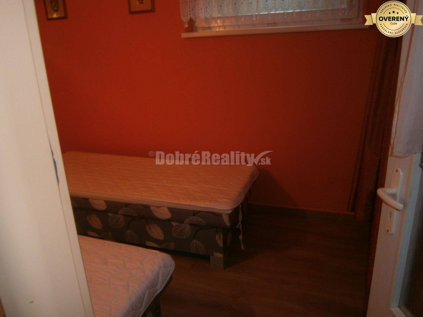 TOP: na predaj penzión v obci Podhájska !