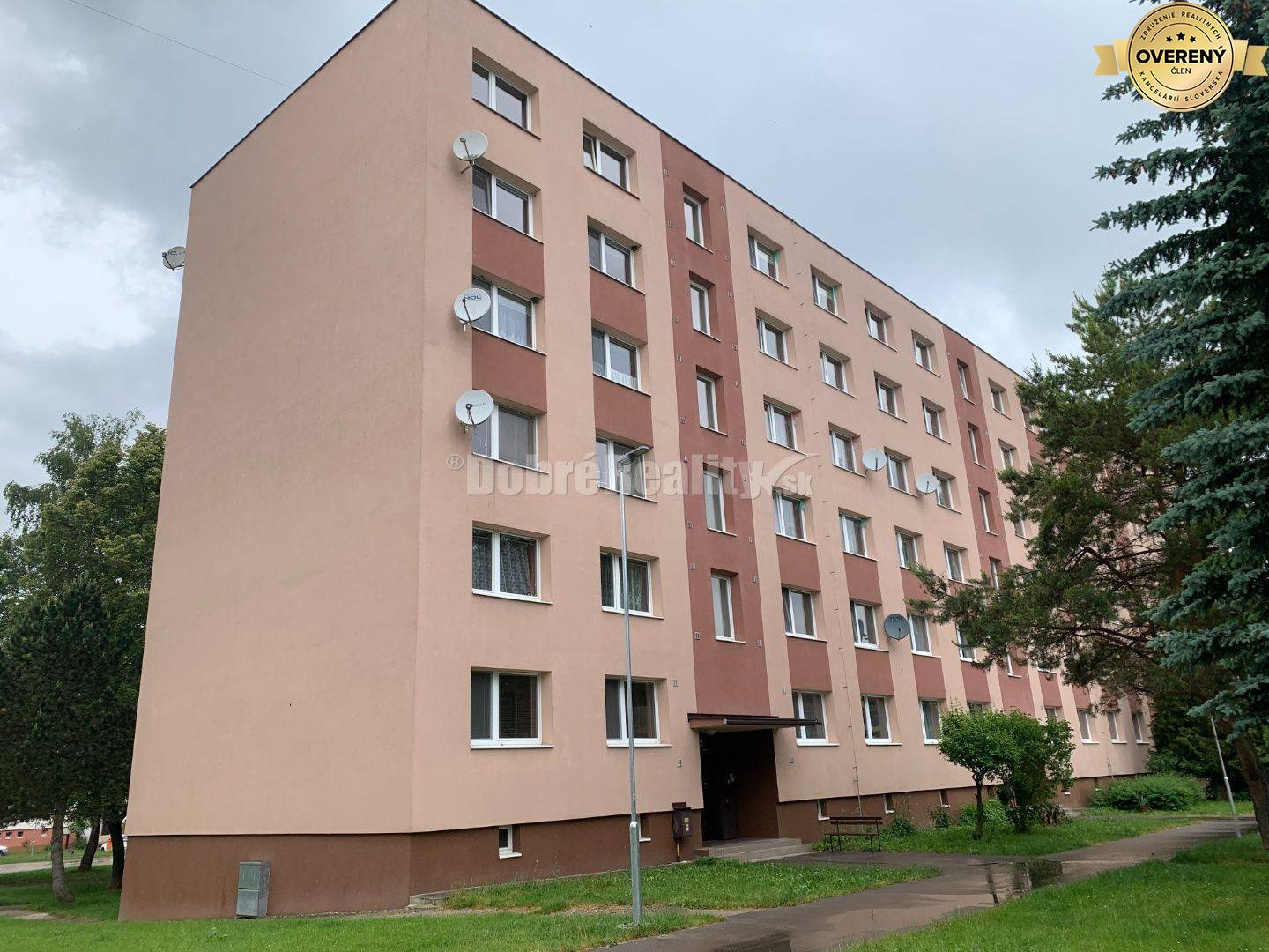 4 - izb. byt s romantickou atmosférou, SNP Považská Bystrica