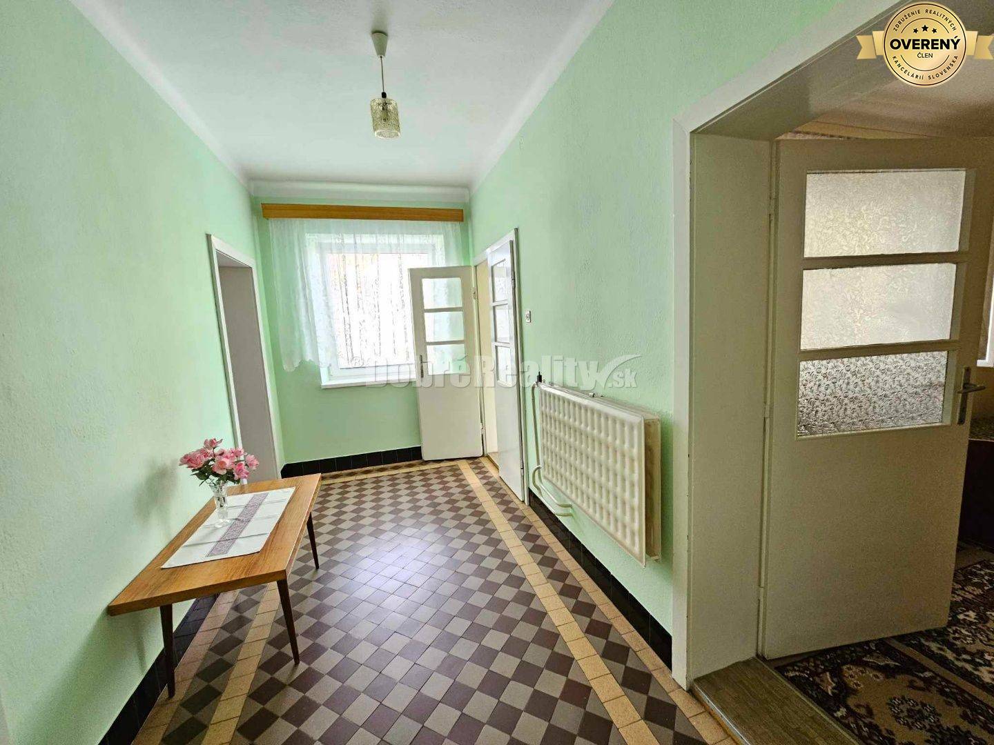 RD v obci RADAVA - 4 km od PODHÁJSKEJ! Veľkolepý pozemok s potenciál