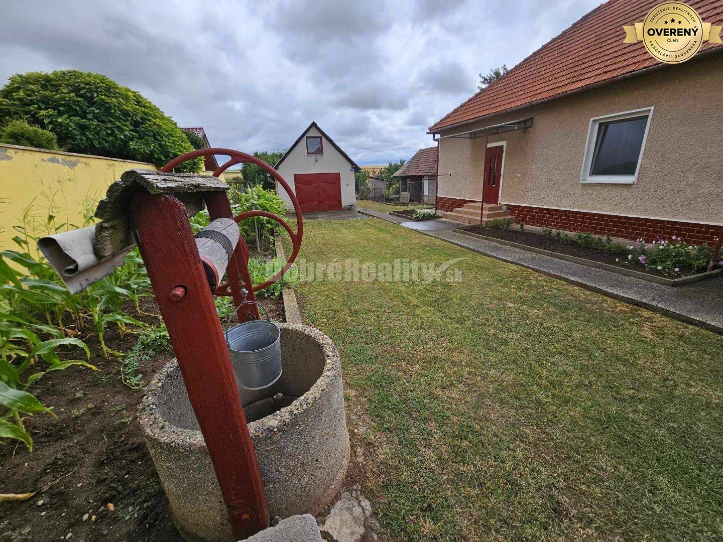 RD v obci RADAVA - 4 km od PODHÁJSKEJ! Veľkolepý pozemok s potenciál