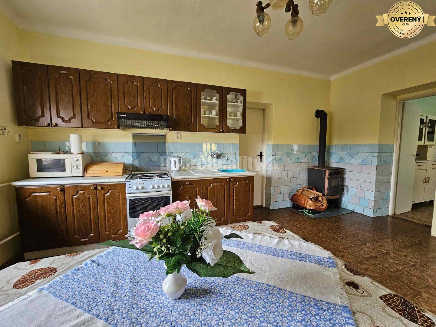 RD v obci RADAVA - 4 km od PODHÁJSKEJ! Veľkolepý pozemok s potenciál