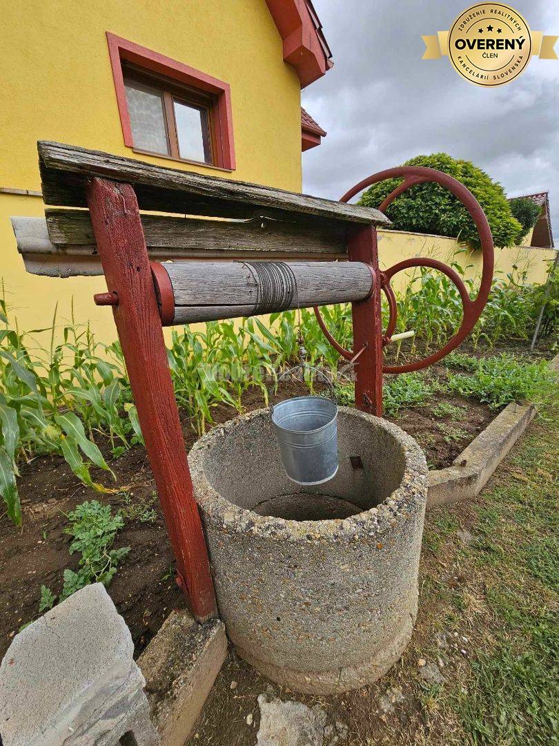 RD v obci RADAVA - 4 km od PODHÁJSKEJ! Veľkolepý pozemok s potenciál