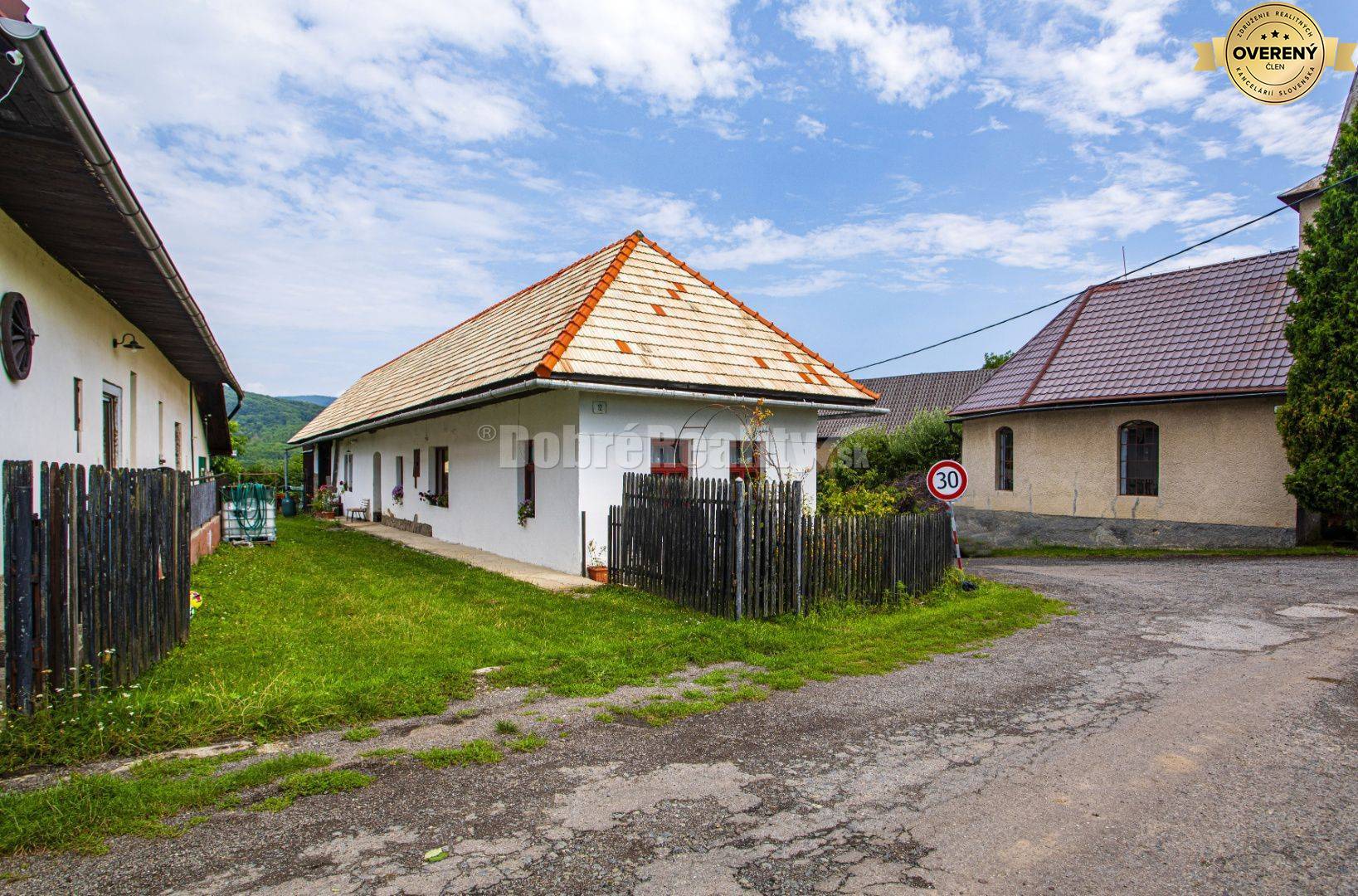 Rodinný dom Hronská Dúbrava, Zvolen, Žiar nad Hronom
