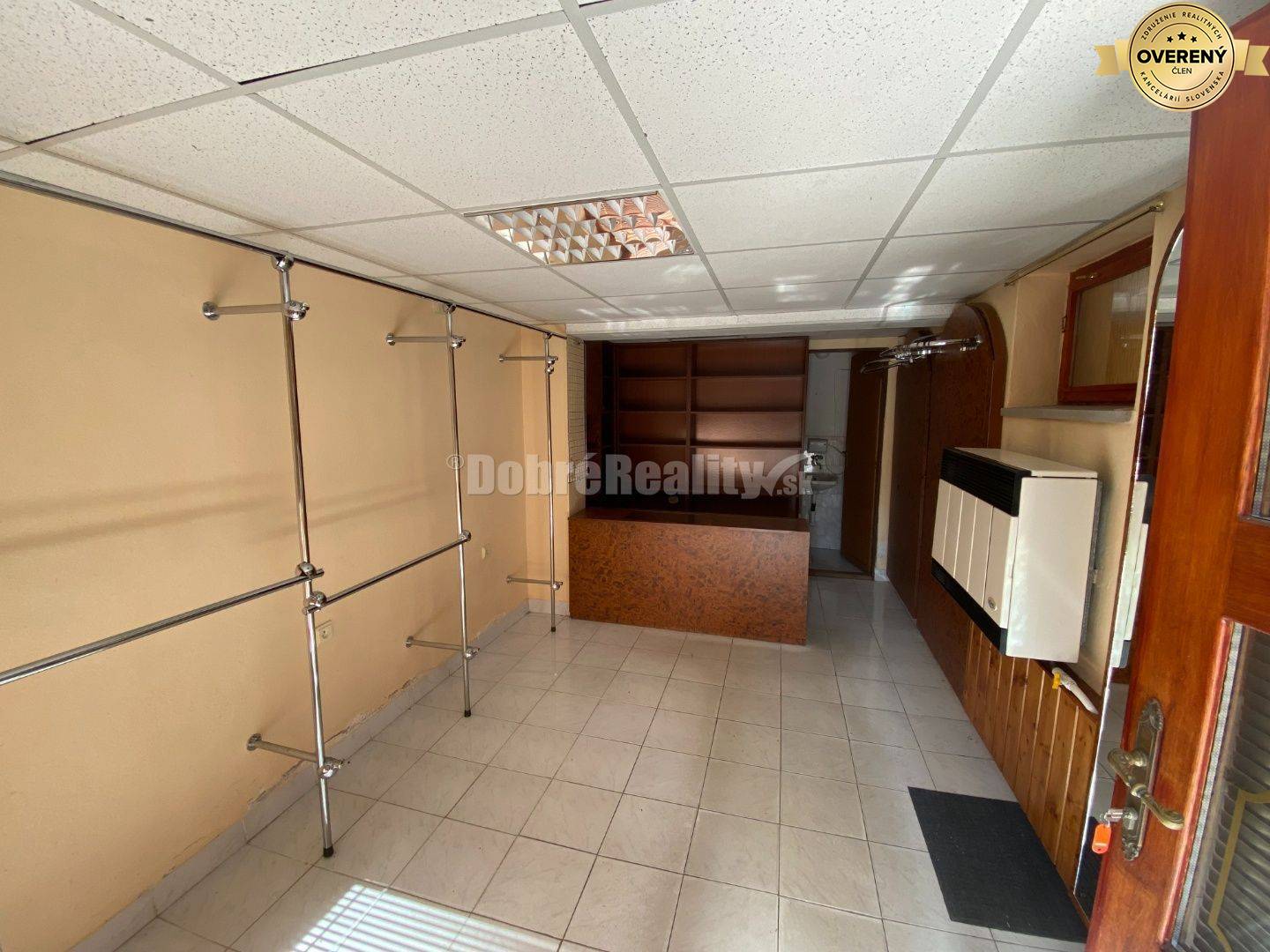 Na predaj polyfunkčná budova v centre mesta na podnikanie alebo na býv