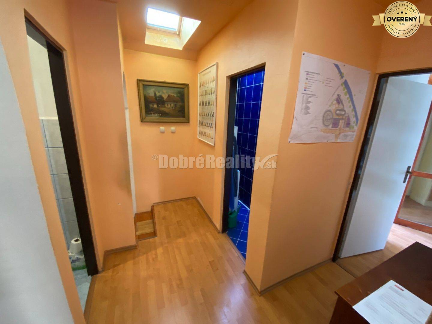 Na predaj polyfunkčná budova v centre mesta na podnikanie alebo na býv