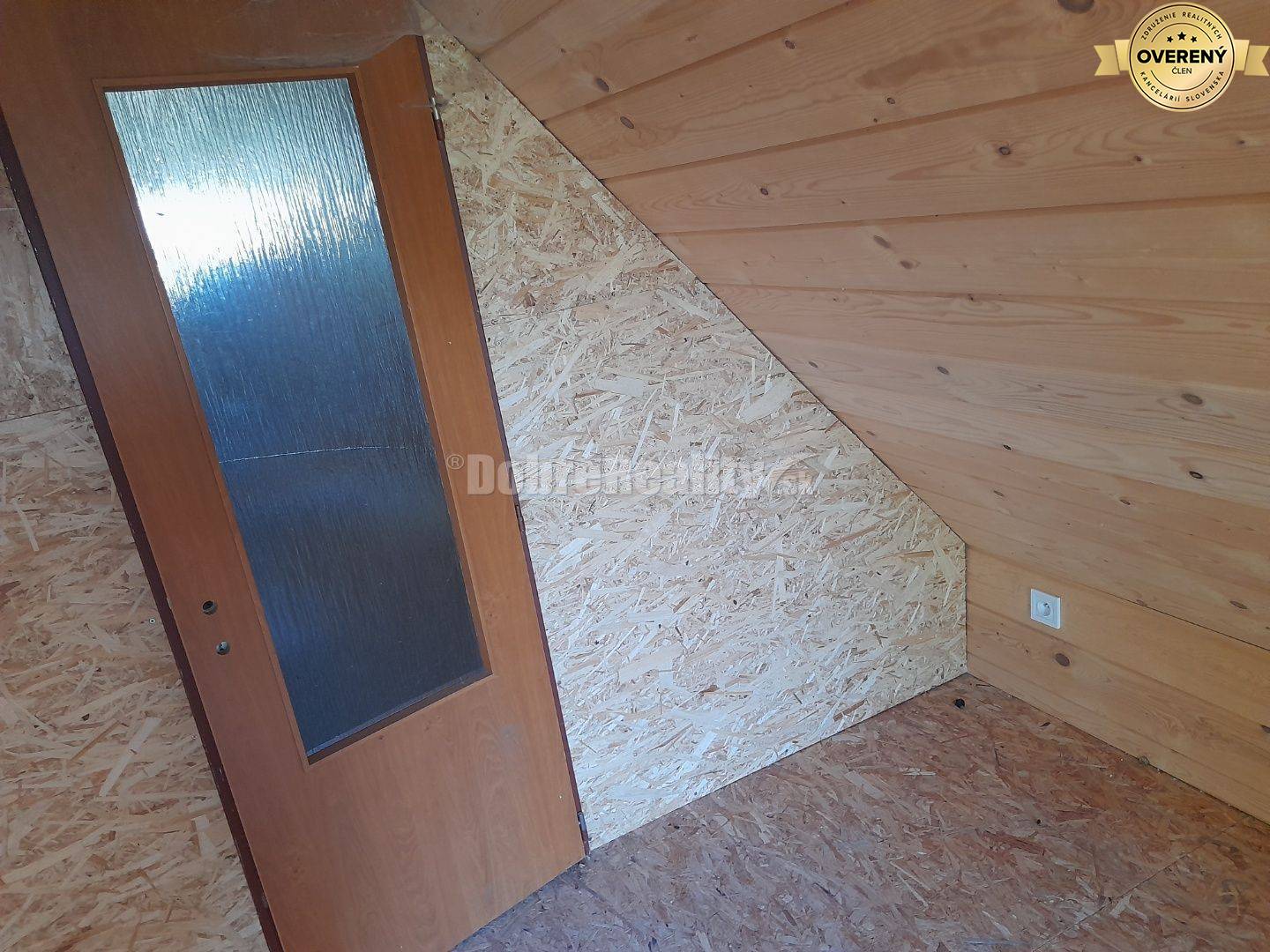 Záhradná chatka Jacovce