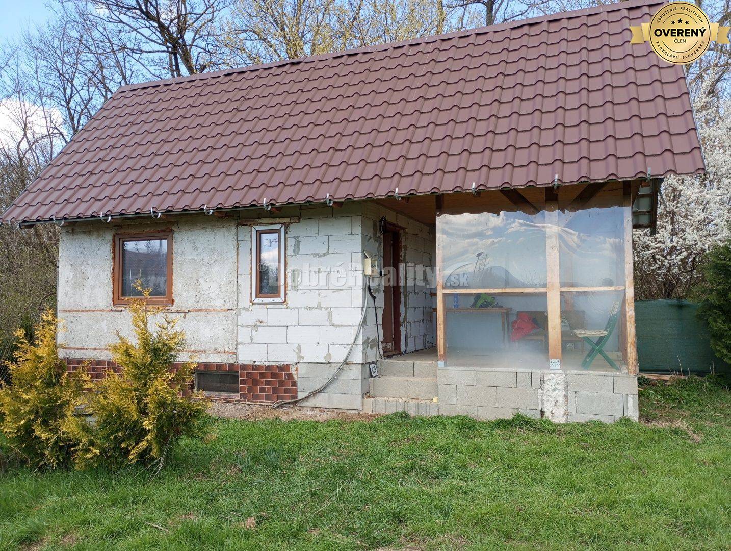 Záhradná chatka Jacovce