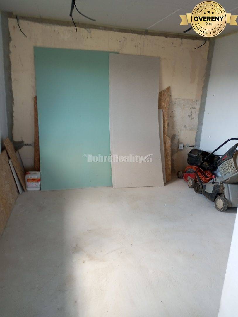 Záhradná chatka Jacovce