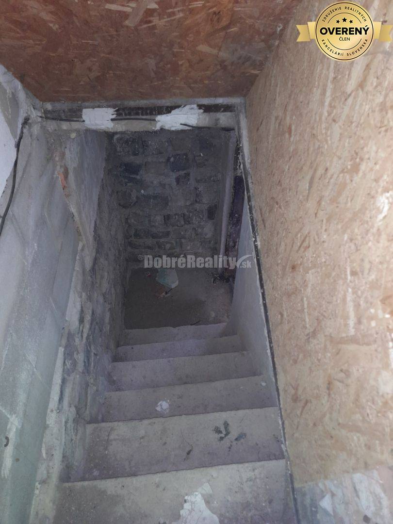 Záhradná chatka Jacovce