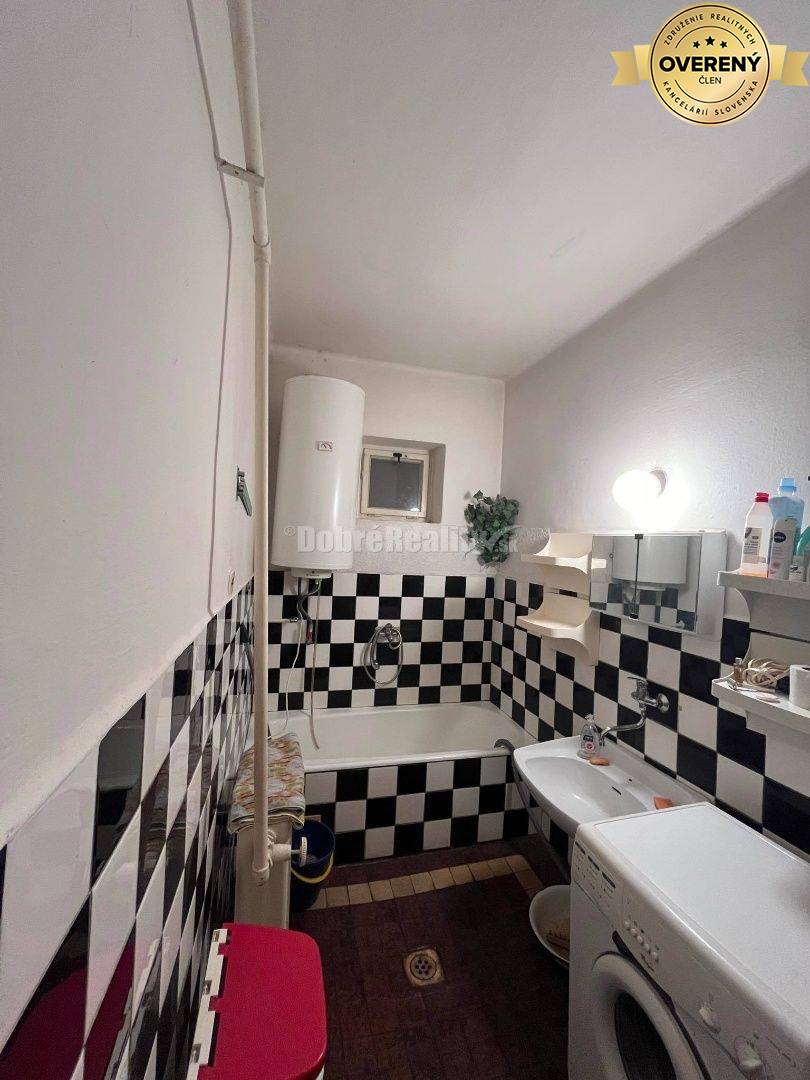 Ponúkame Vám na predaj útulný 4-izb. rodinný dom v obci Gbelce.