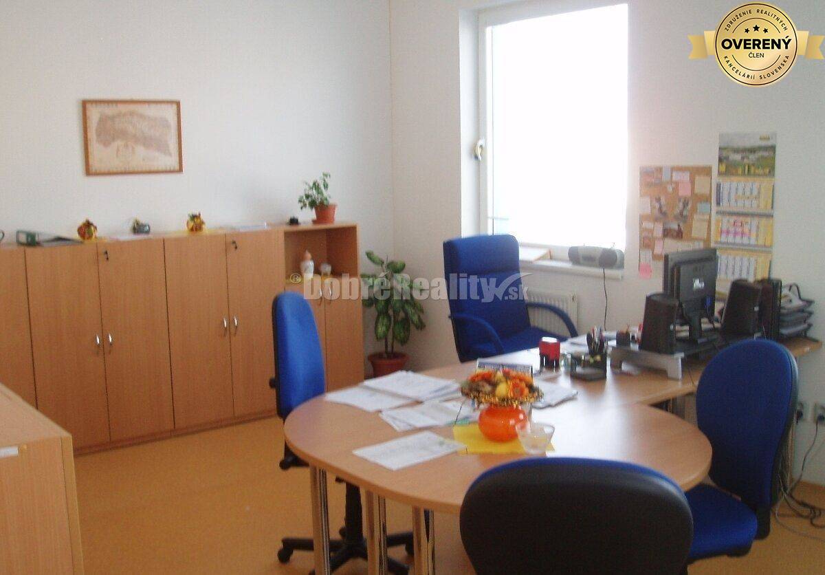 Ponúkame na predaj komerčnú nehnuteľnosť v priemyselnom parku Martin-S