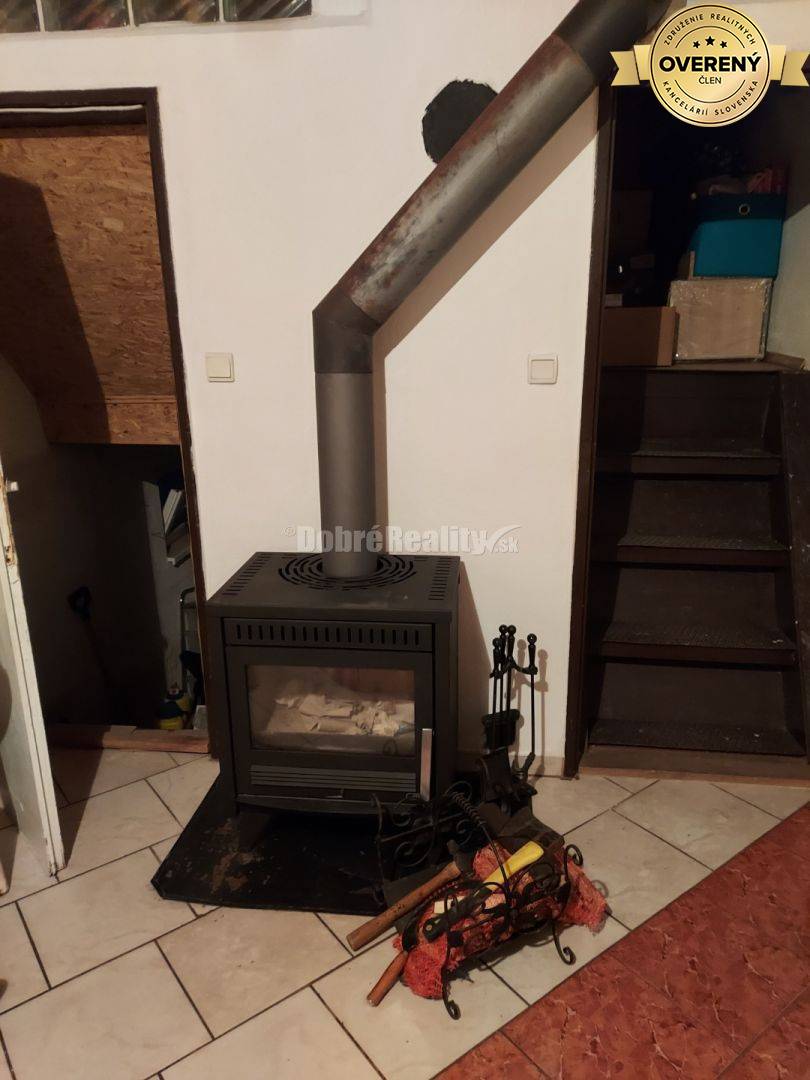 Rekreačná chata vo vinohradníckej lokalite Vráble Dušnok