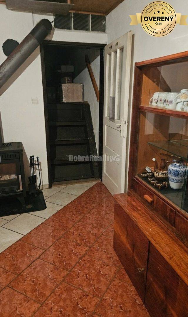 Rekreačná chata vo vinohradníckej lokalite Vráble Dušnok