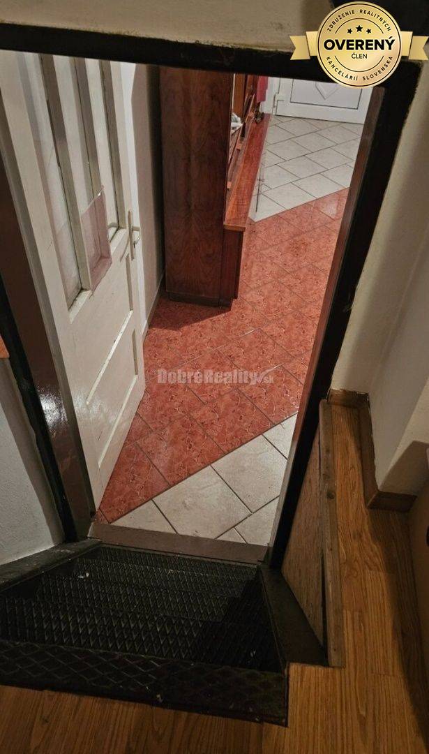 Rekreačná chata vo vinohradníckej lokalite Vráble Dušnok