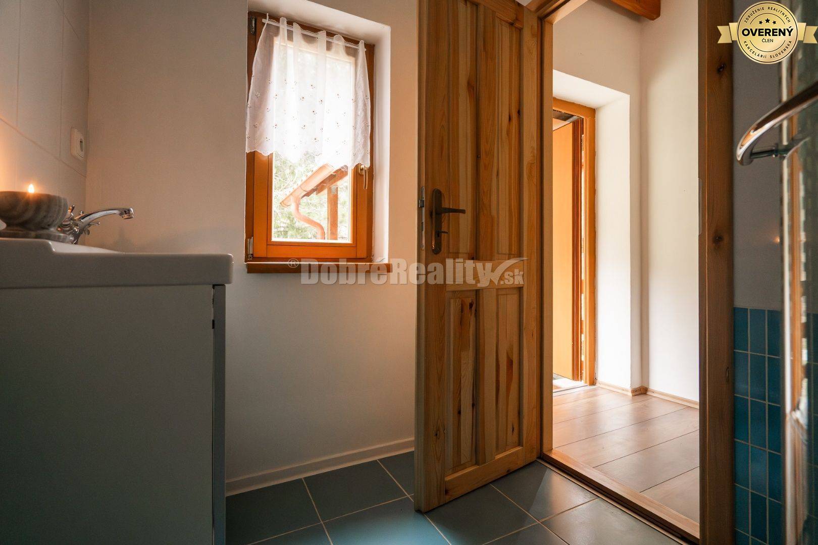 PREDAJ: Rekreačná chata s väčším pozemkom, 79 m2, pozemok 557 m2