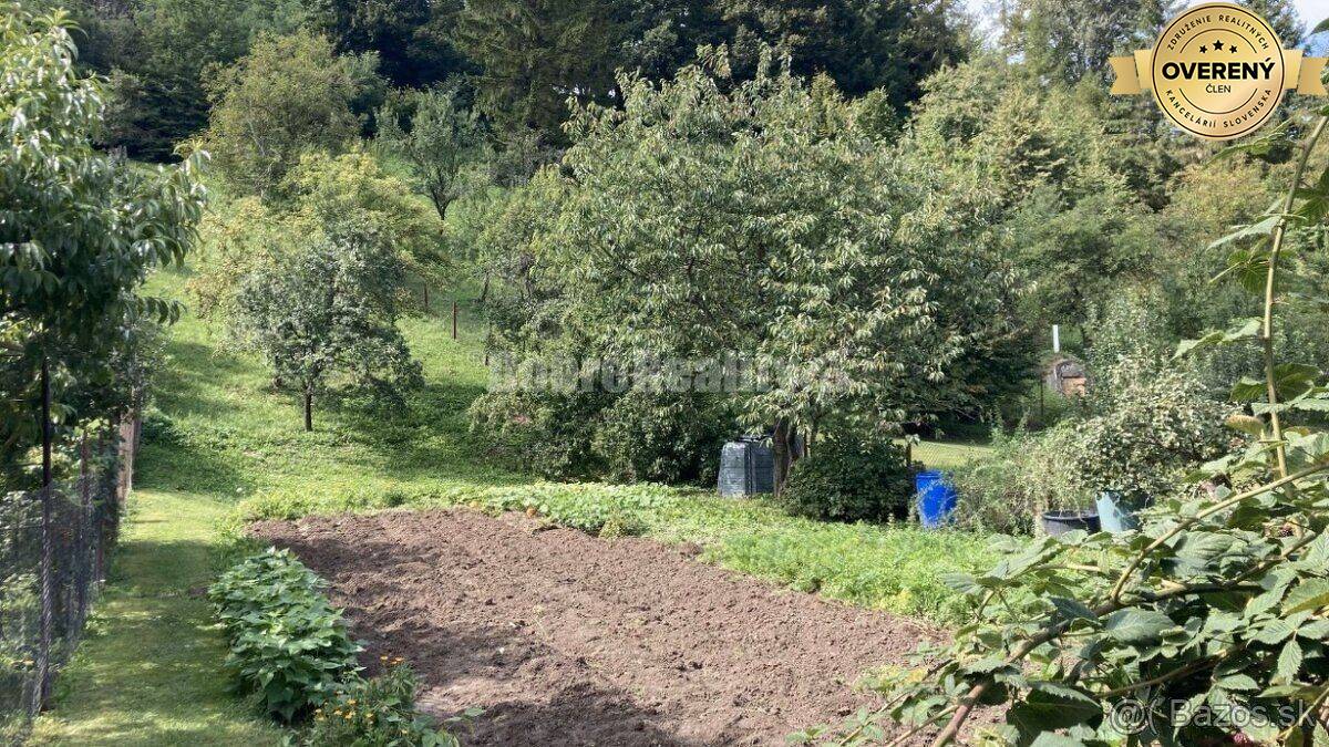 Rodinný dom s veľkým pozemkom v krásnom a tichom prostredí v blízkosti