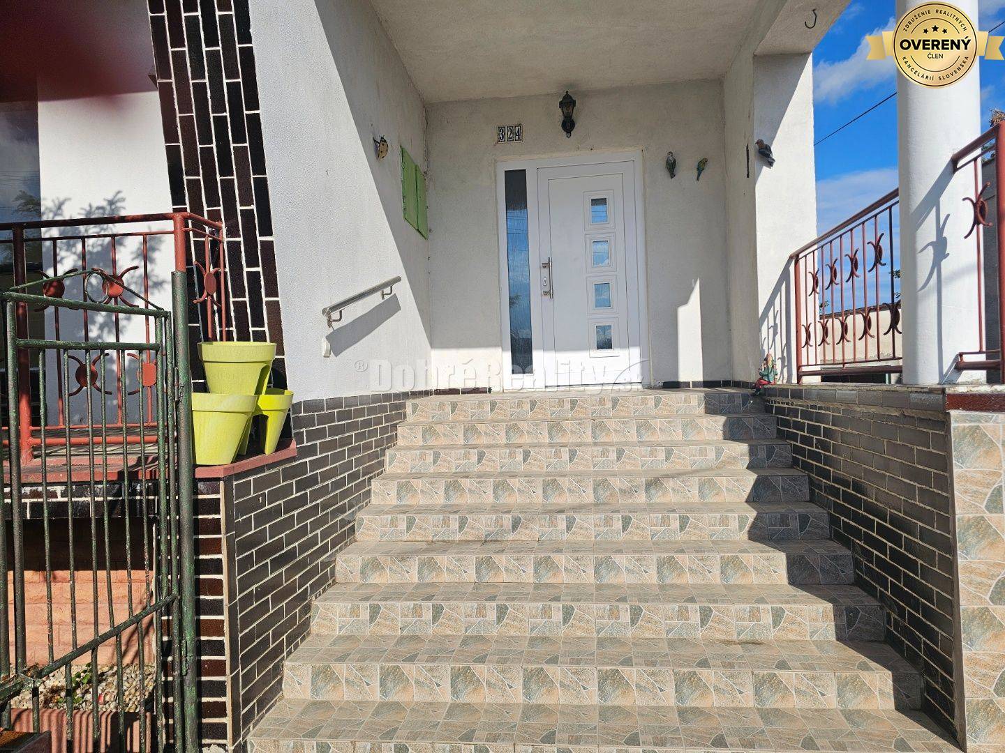 DVOJGENERAČNÝ RD - v obci Hrušovany na pozemku 735m2