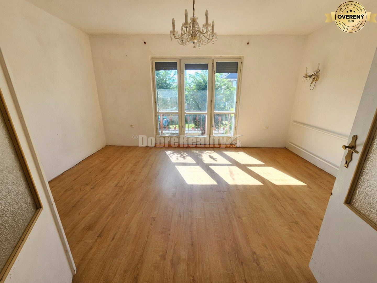 DVOJGENERAČNÝ RD - v obci Hrušovany na pozemku 735m2