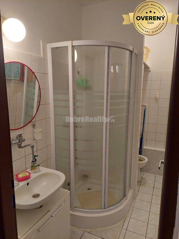 DOBRÉ REALITY - Na predaj, zariadený 1-i, byt, Necpaly