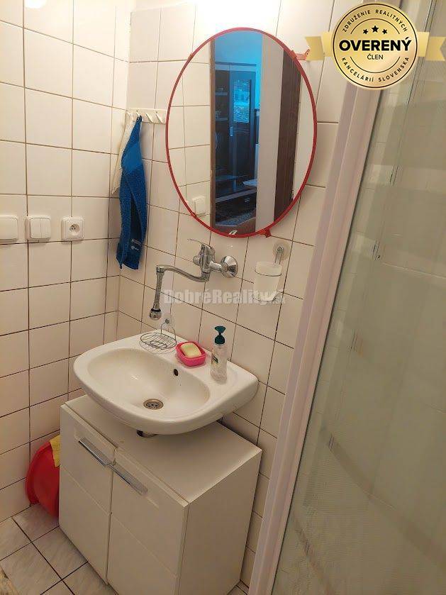 DOBRÉ REALITY - Na predaj, zariadený 1-i, byt, Necpaly