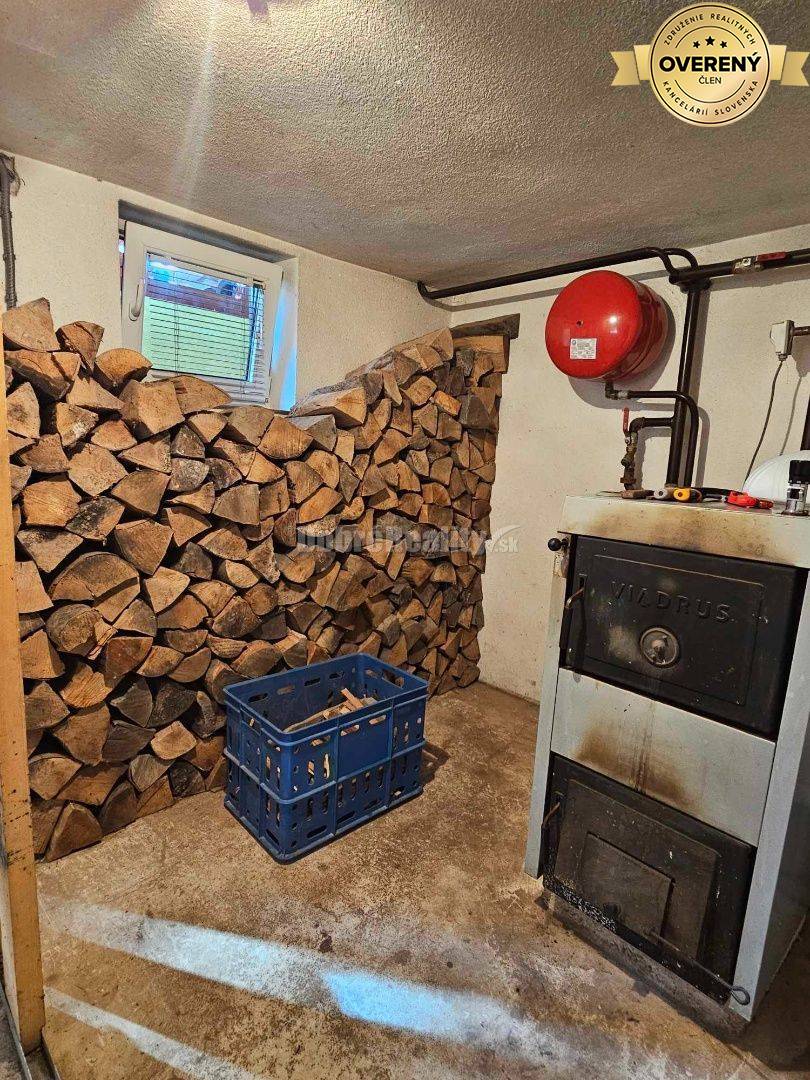 EXKLUZÍVNE U NÁS! RD/CHALUPA v obci Malá Lehota