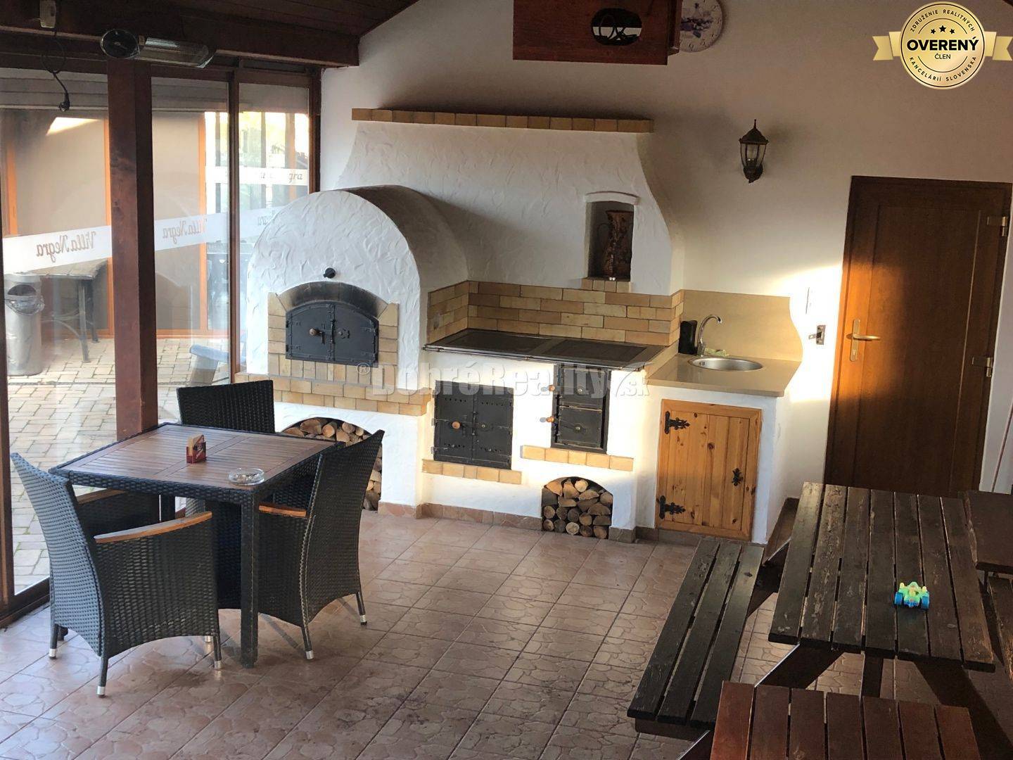 DOBRÉ REALITY - Reštaurácia Villa Negra Dvory nad Žitavou