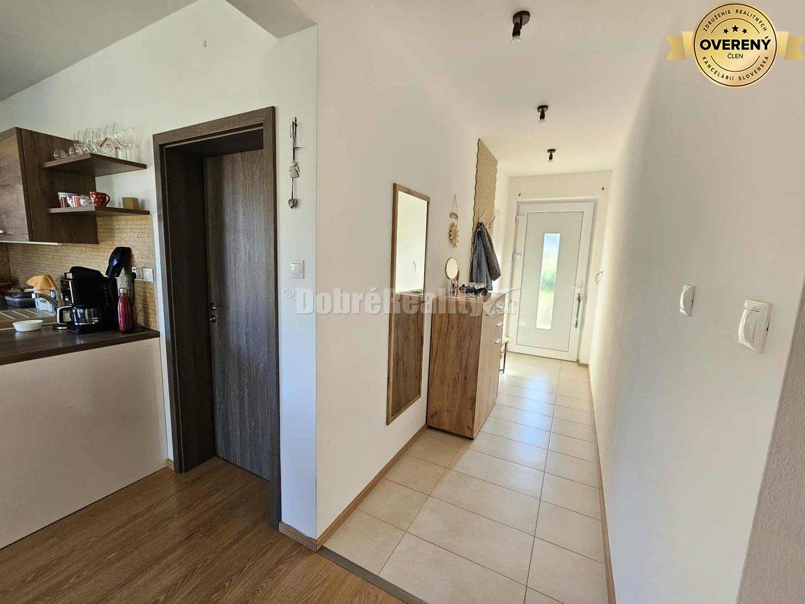 MODERNÁ 4 roč.NOVOSTAVBA - NA PREDAJ v obci BABINDOL