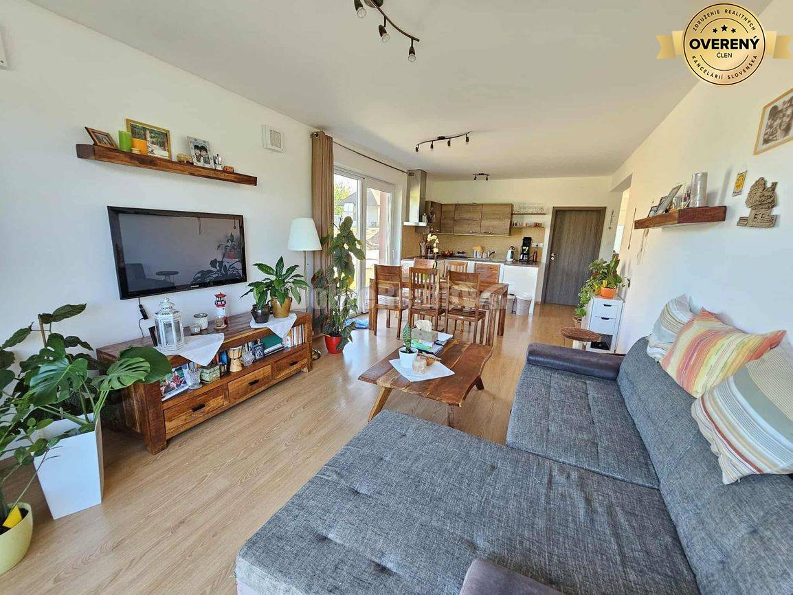 MODERNÁ 4 roč.NOVOSTAVBA - NA PREDAJ v obci BABINDOL