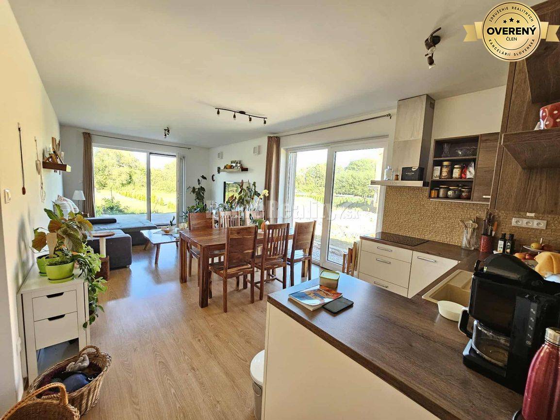 MODERNÁ 4 roč.NOVOSTAVBA - NA PREDAJ v obci BABINDOL