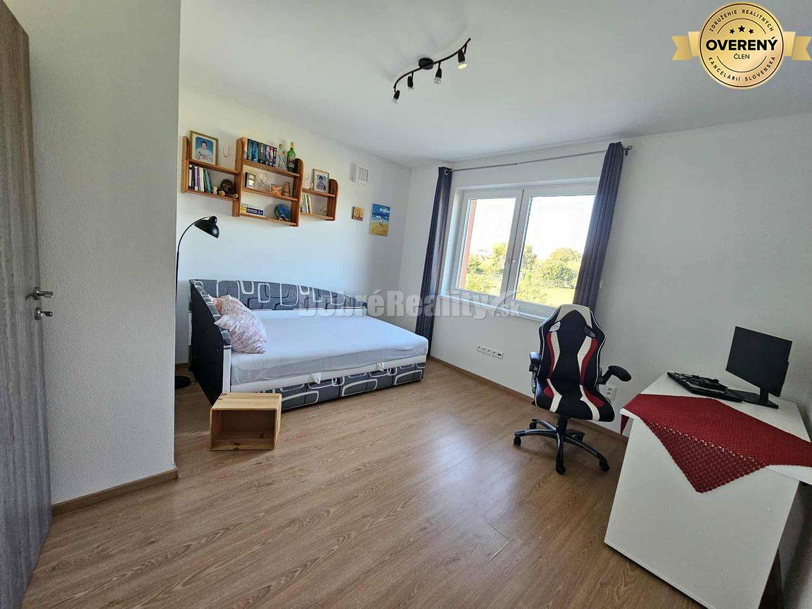 MODERNÁ 4 roč.NOVOSTAVBA - NA PREDAJ v obci BABINDOL