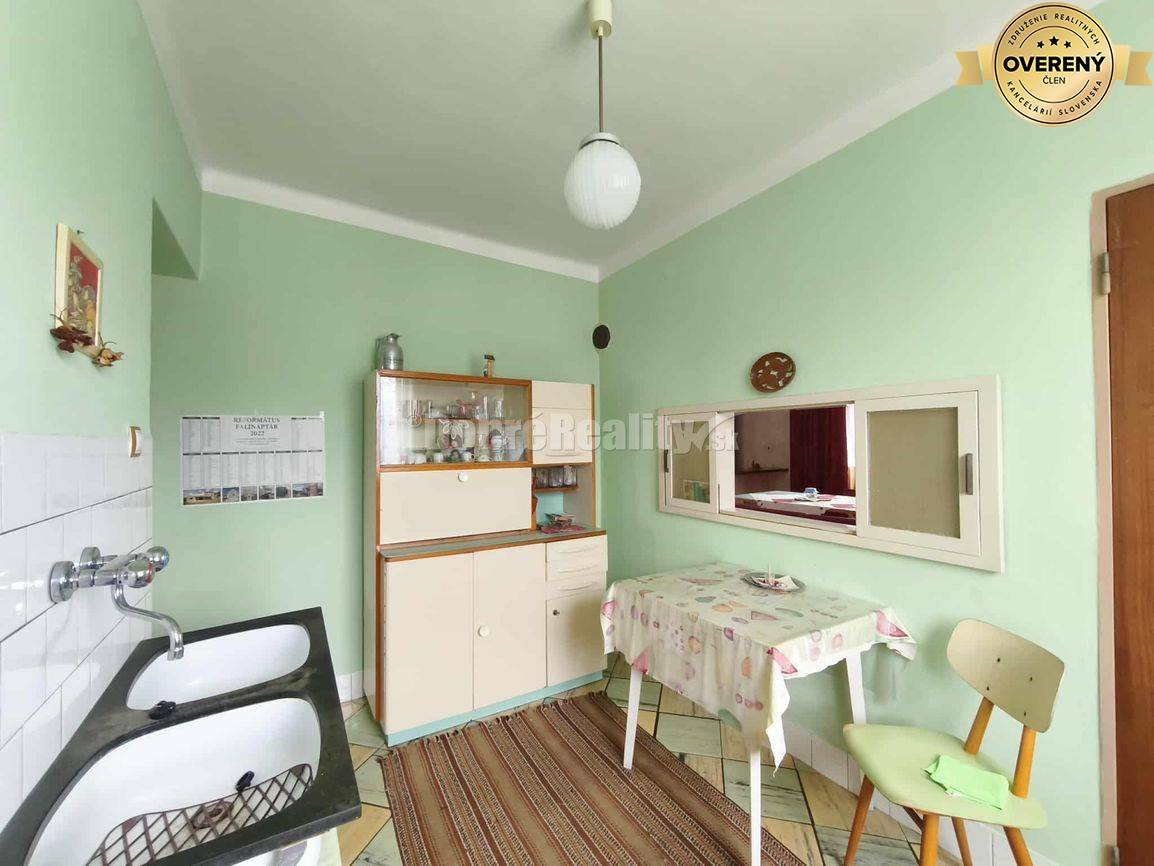 Dobré Reality Vám ponúkajú krásny nadčasový rodinný dom v obci Vlčany