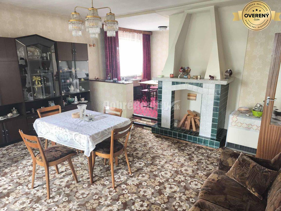 Dobré Reality Vám ponúkajú krásny nadčasový rodinný dom v obci Vlčany