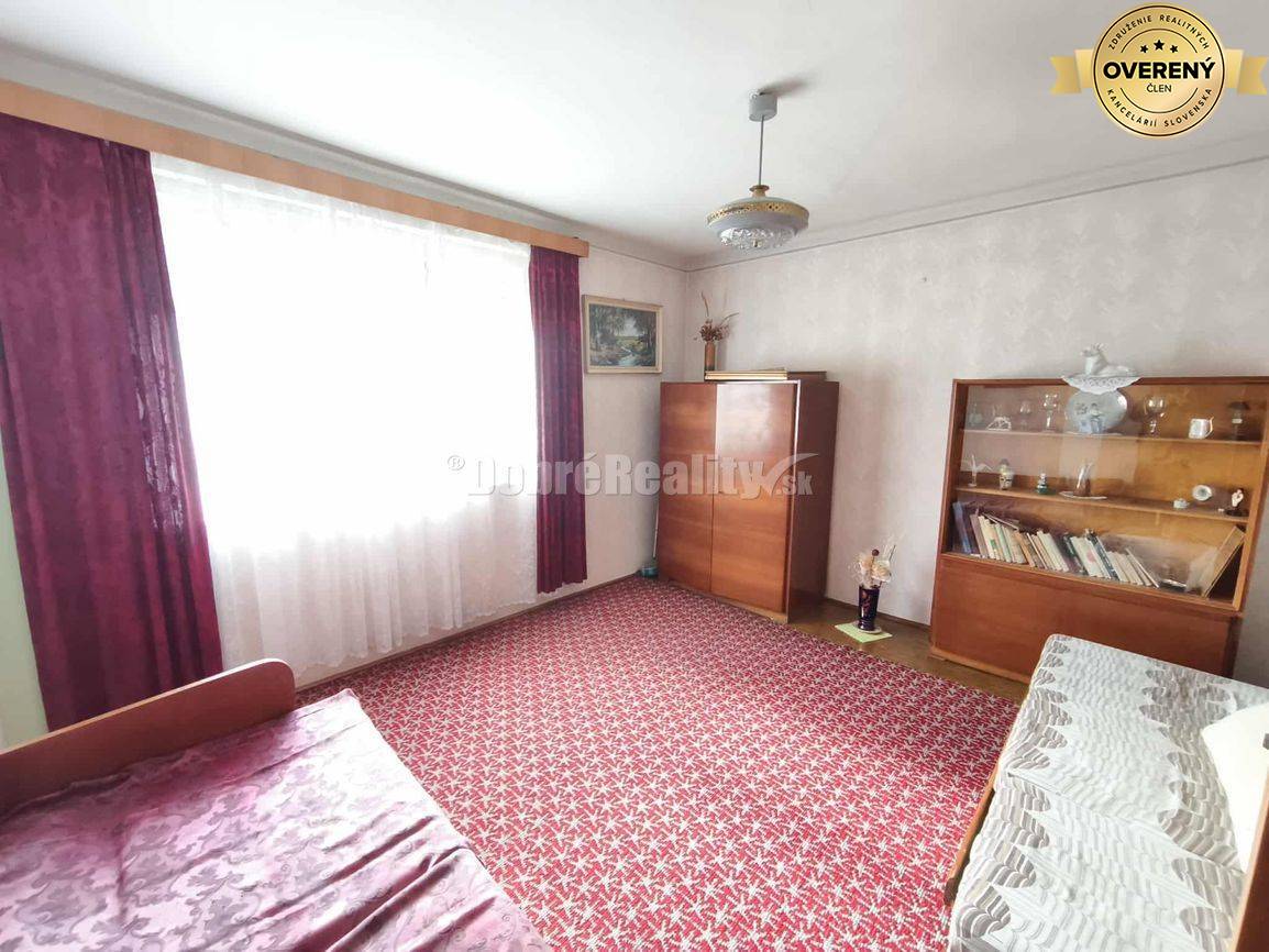 Dobré Reality Vám ponúkajú krásny nadčasový rodinný dom v obci Vlčany