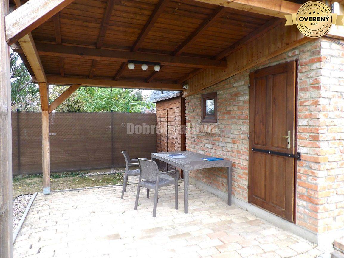 Čarovná chatka so záhradou v Šali na PREDAJ