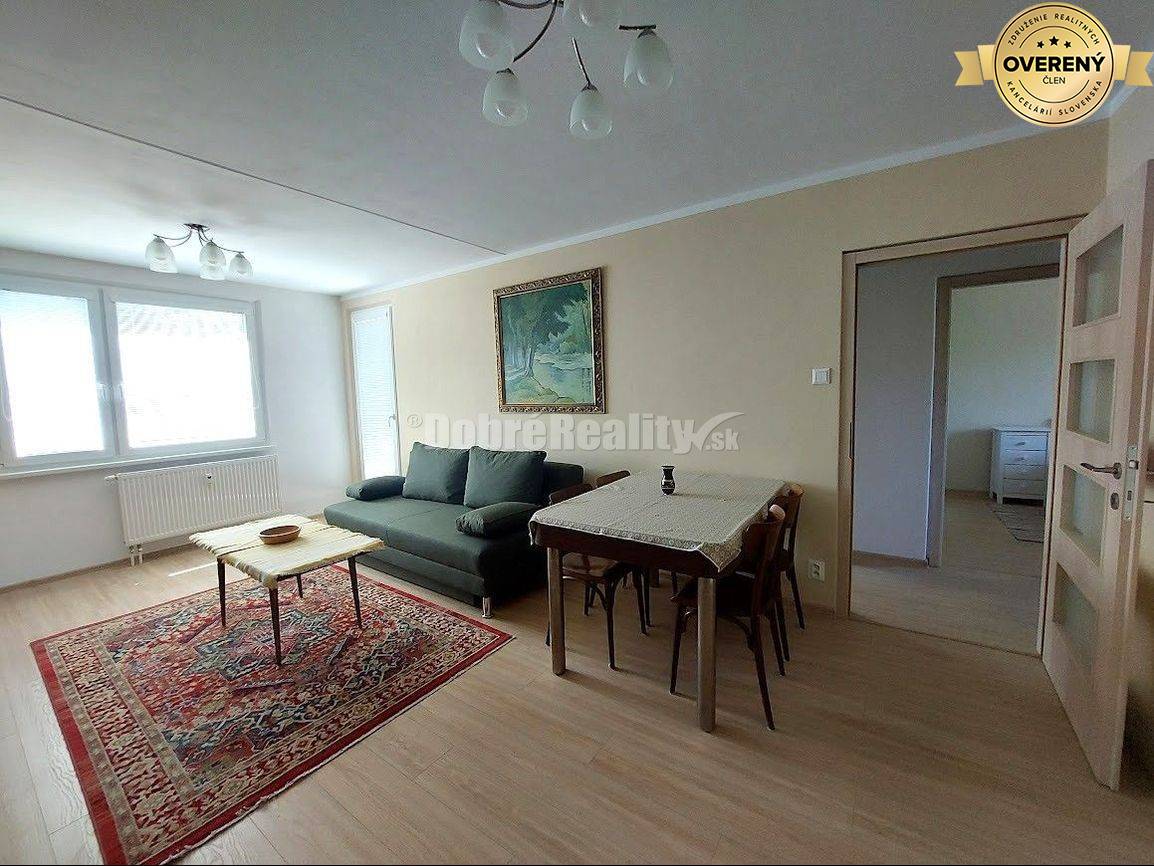 PRENÁJOM: KRÁSNY, VEĽKÝ 3 IZBOVÝ BYT S LOGGIOU, THK