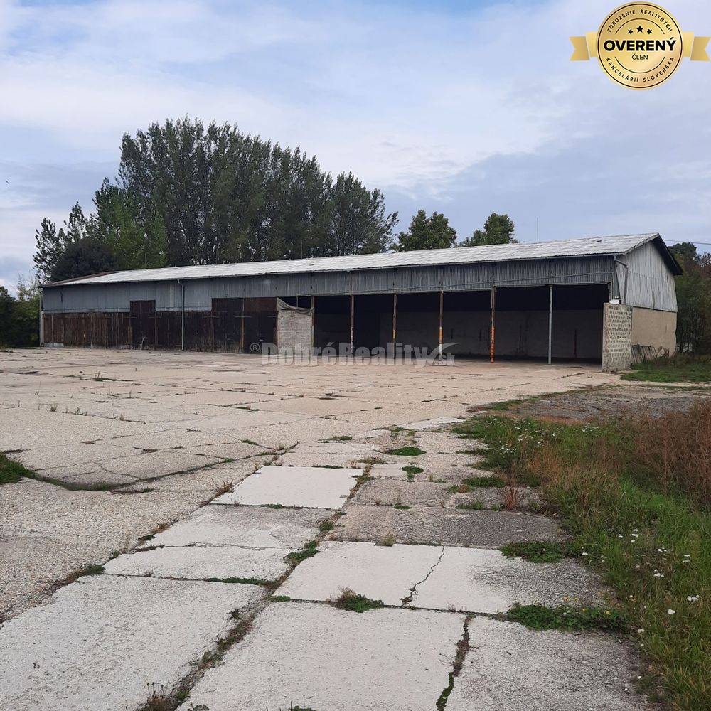 Dobré reality ponúkajú na predaj areál na podnikanie, s možnosťou vlas