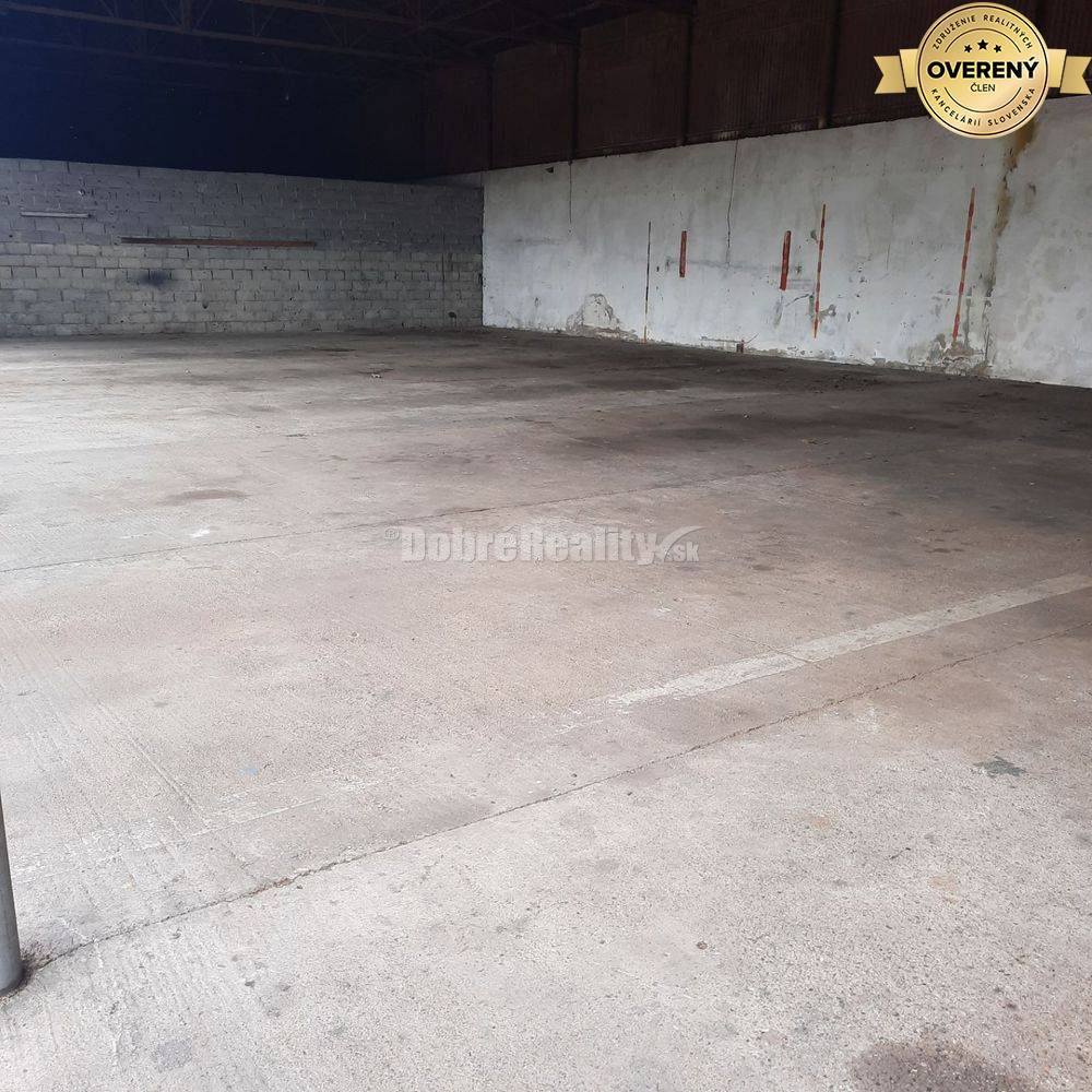 Dobré reality ponúkajú na predaj areál na podnikanie, s možnosťou vlas