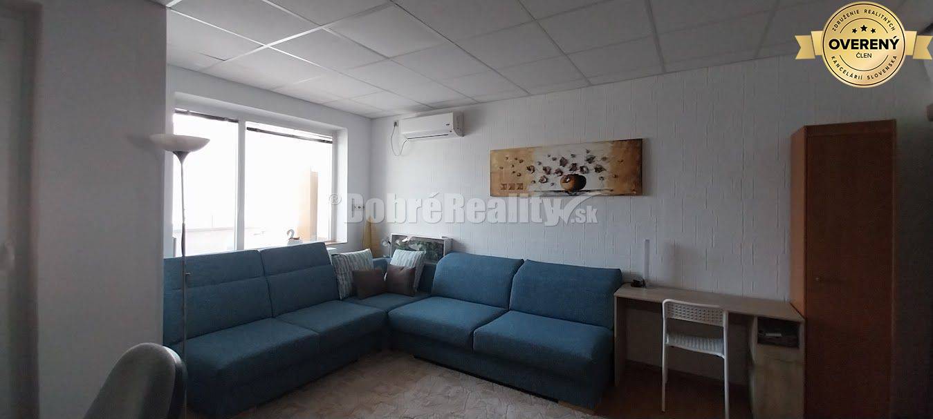 EXKLUZÍVNE: 4-izbový tehlový byt na Zobore s atmosférou rodinného domu