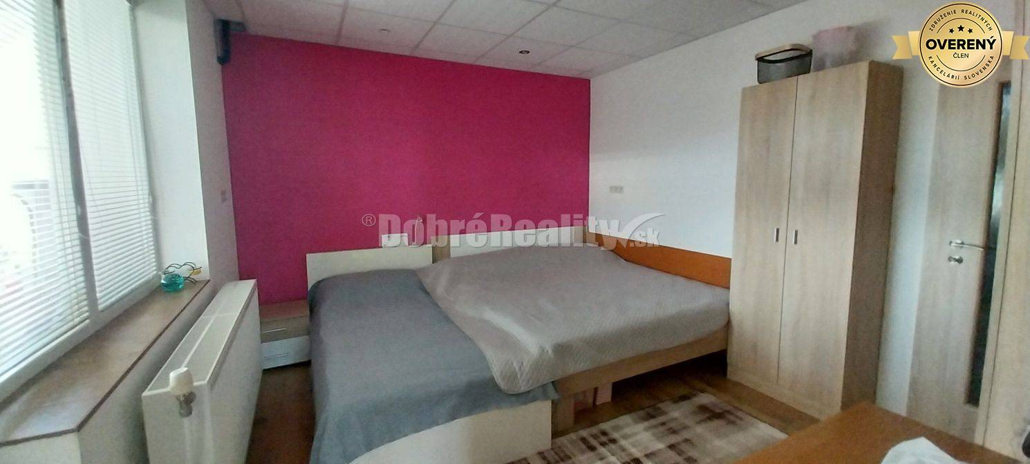 EXKLUZÍVNE: 4-izbový tehlový byt na Zobore s atmosférou rodinného domu