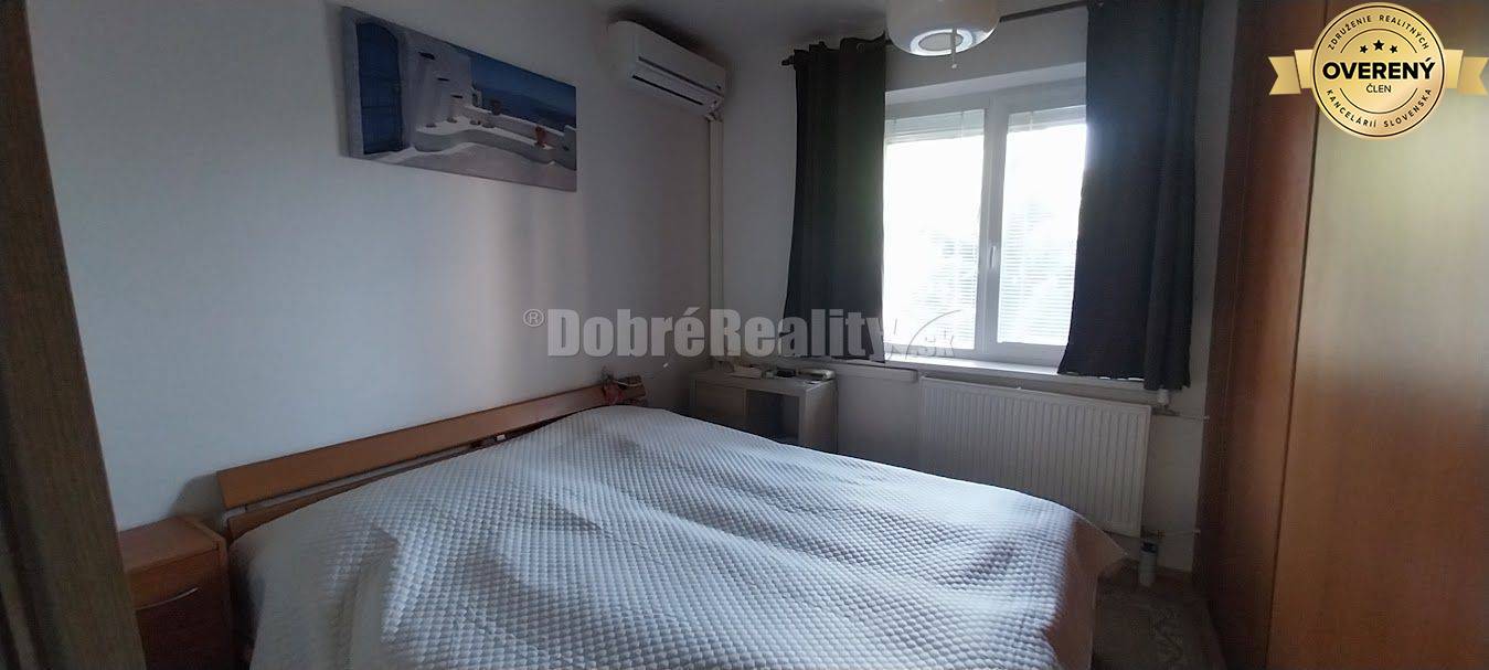 EXKLUZÍVNE: 4-izbový tehlový byt na Zobore s atmosférou rodinného domu