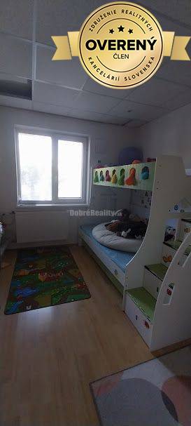 EXKLUZÍVNE: 4-izbový tehlový byt na Zobore s atmosférou rodinného domu