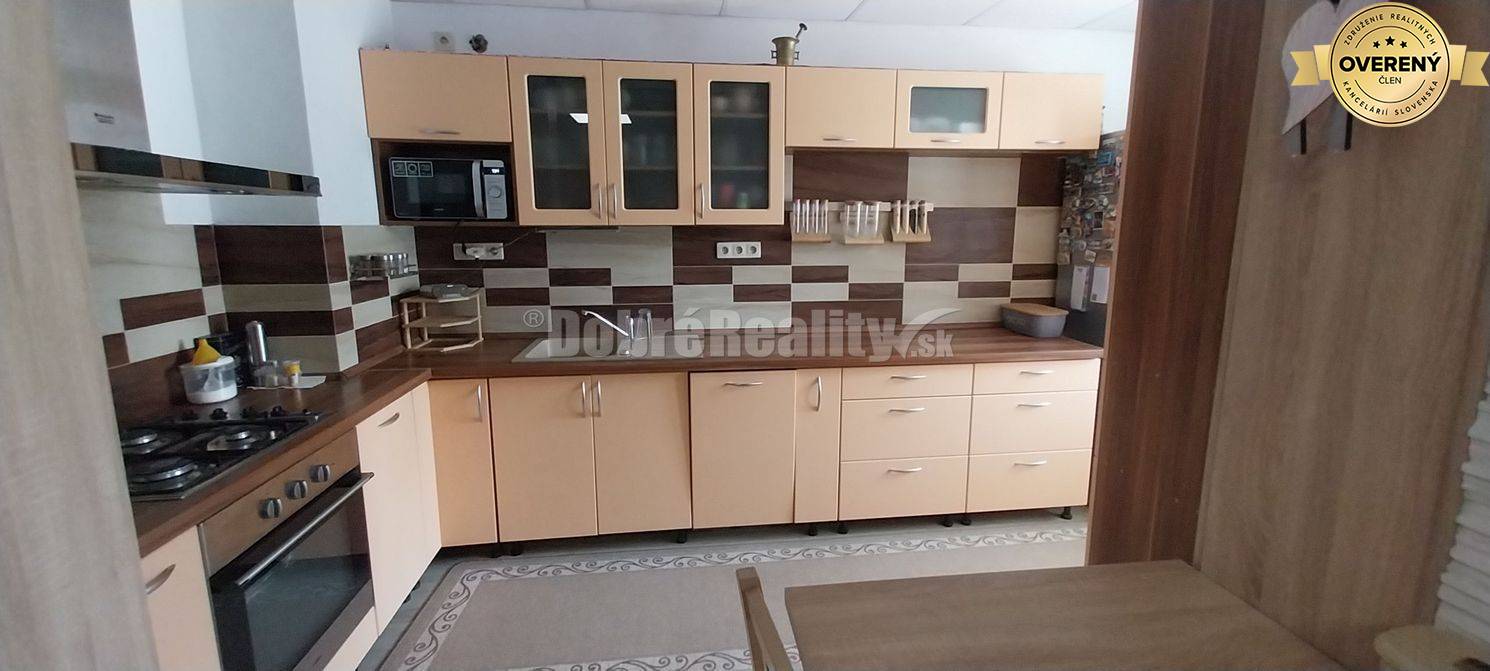 EXKLUZÍVNE: 4-izbový tehlový byt na Zobore s atmosférou rodinného domu